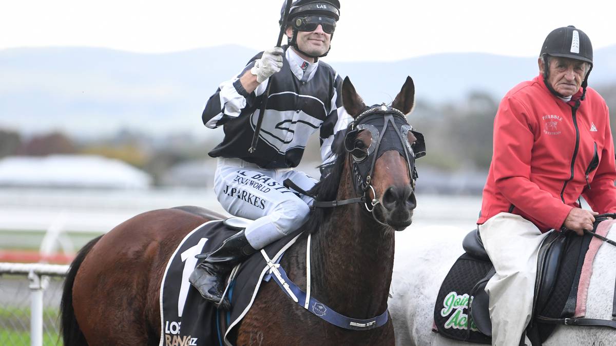 Racing: Kiwis get close as Parkes is on a roll